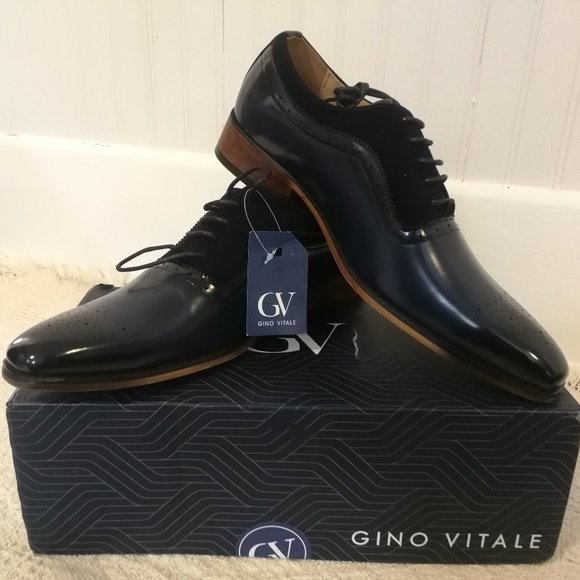 Dress Shoes - Picture 1 of 3